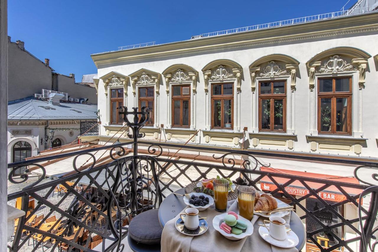 Holt Old Town Luxury Suites With Balcony Бухарест Экстерьер фото